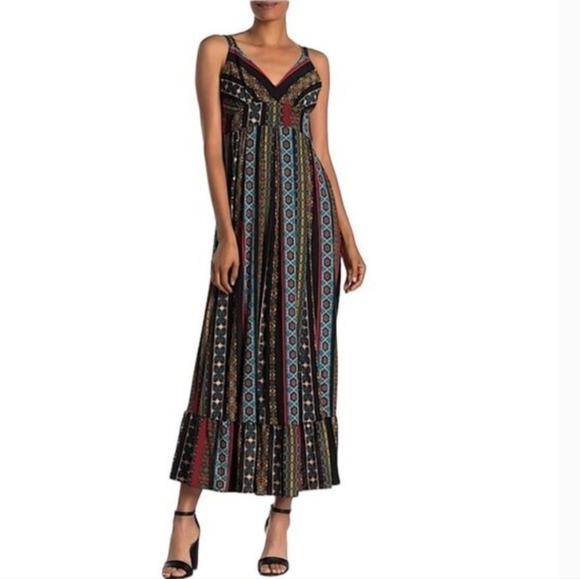 Tahari Dresses & Skirts - Tahari Black Boho Maxi Dress with Geometric Stripes Size Large